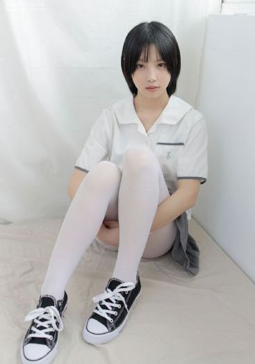 交换年轻的夫妇_4K在线观看视频