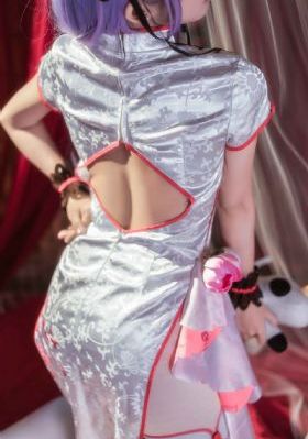 宝贝腿开大一点你真湿_720超清免费观看
